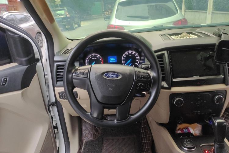 Used Ford Everest 2017 2.0T Gasoline Automatic 4x4 Elite Edition 5 Seats Steering Wheel