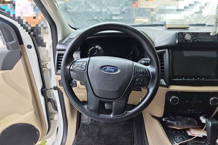 Used Ford Everest 2017 2.0T Gasoline Automatic 4x4 Elite Edition 5 Seats Steering Wheel