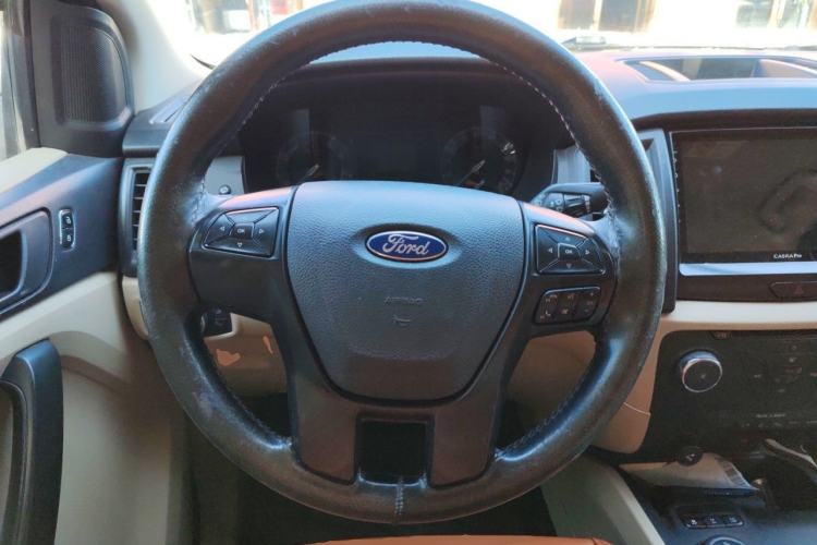 Used Ford Everest 2017 2.0T Gasoline Automatic 4x4 Elite Edition 5 Seats Steering Wheel