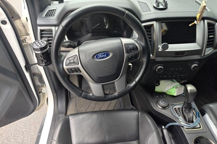 Used Ford Everest 2017 2.0T Gasoline Automatic 4x4 Luxury Edition 5 Seats Steering Wheel