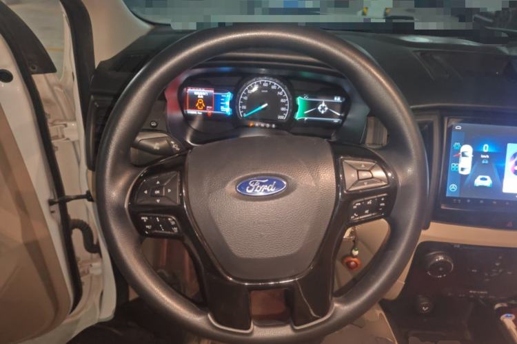 Used Ford Everest 2017 2.0T Gasoline Automatic 4x4 Elite Edition 5 Seats Steering Wheel