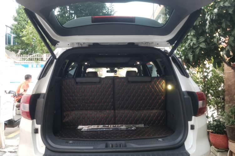 Used Ford Everest 2017 2.0T Gasoline Automatic 4x4 Flagship Edition 7 Seats Trunk