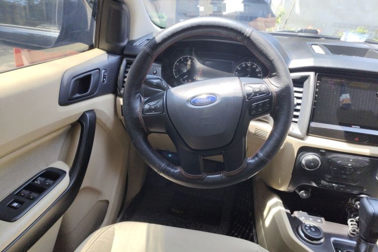 Used Ford Everest 2019 2.0T Gasoline Automatic 4x4 Elite Edition 5 Seats Steering Wheel