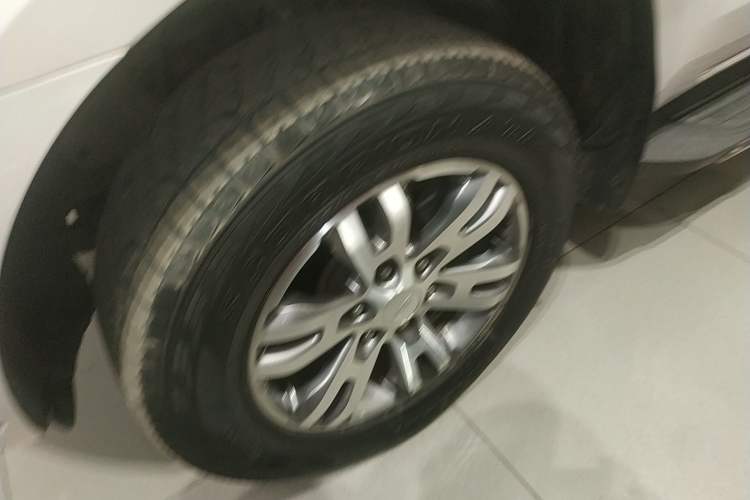Used Ford Everest 2019 2.0T Gasoline Automatic 4x4 Luxury Edition 7 Seats Exterior 7