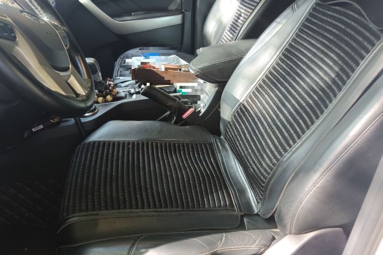 Used Ford Everest 2019 2.0T Gasoline Automatic 4x4 Luxury Edition 5 Seats Left Front Seat