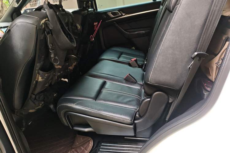 Used Ford Everest 2019 2.0T Gasoline Automatic 4x4 Flagship Edition 7 Seats Left Rear Seat