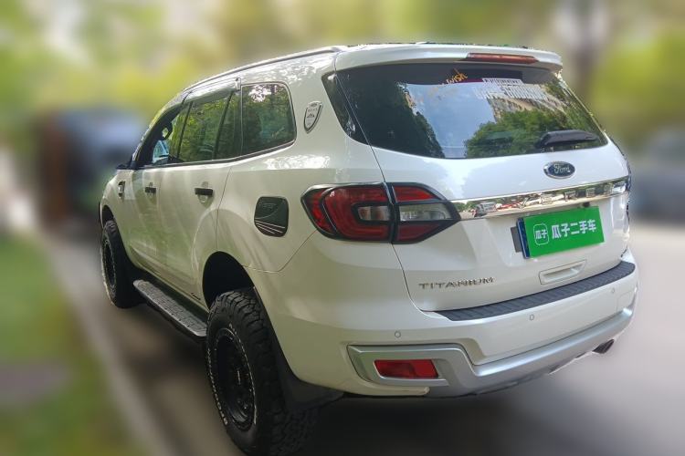 Used Ford Everest 2019 2.0T Gasoline Automatic 4x4 Luxury Edition 5 Seats Rear Left 45 Deg