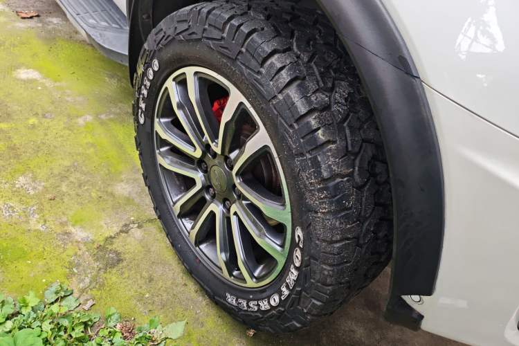 Used Ford Everest 2019 2.0T Gasoline Automatic 4x4 Flagship Edition 7 Seats Right Front Wheel Hub