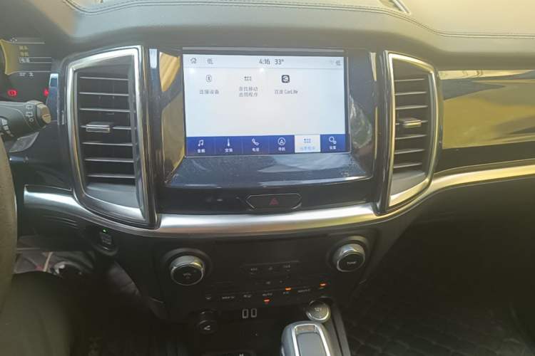 Used Ford Everest 2020 Sport Edition 2.3T Gasoline Automatic 4x4 Flagship Model with 7 Seats Audio And AC Panel