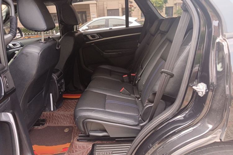 Used Ford Everest 2020 Sport Edition 2.3T Gasoline Automatic 4x4 Luxury Version 5 Seats Left Rear Seat