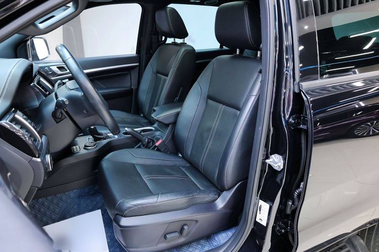 Used Ford Everest 2020 2.3T Gasoline Automatic 4x4 Flagship Edition 7 Seats Right Front Seat