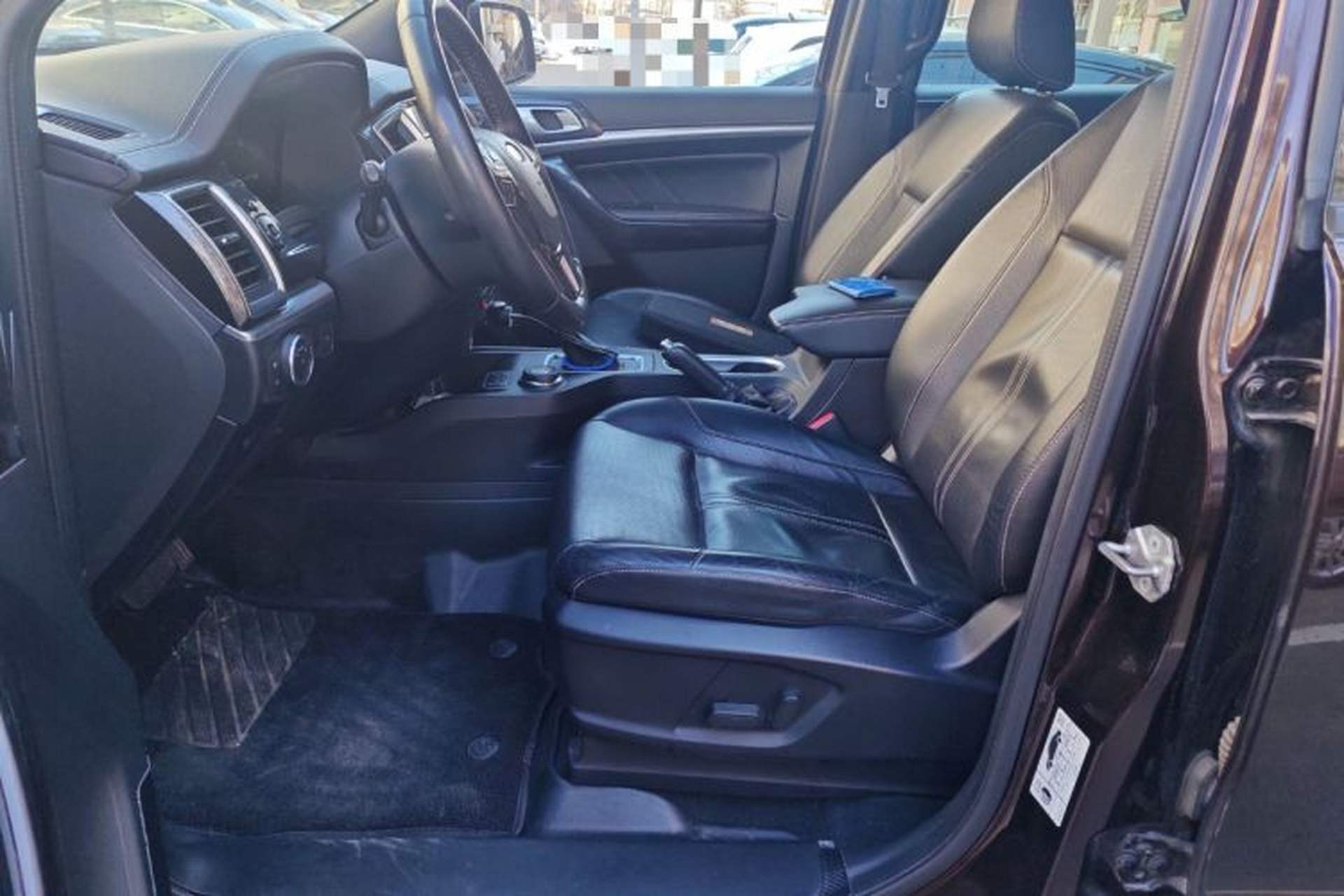 Used Ford Everest 2020 2.3T Gasoline Automatic 4x4 Flagship Edition 7 Seats Left Front Seat