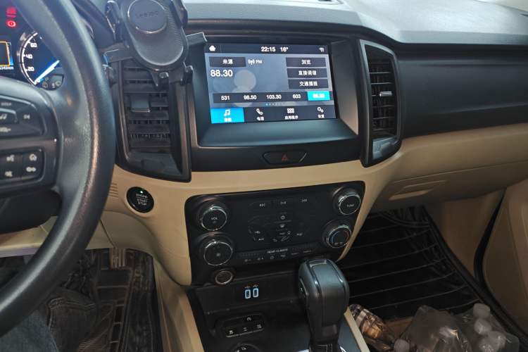 Used Ford Everest 2020 2.3T Gasoline Automatic 4x4 Elite Edition 5 Seats Audio And AC Panel