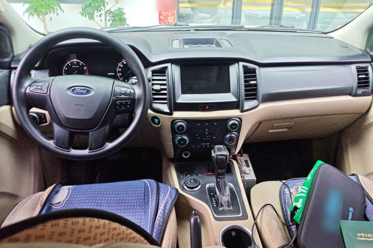 Used Ford Everest 2020 2.3T Gasoline Automatic 4x4 Elite Edition 5 Seats Center Console