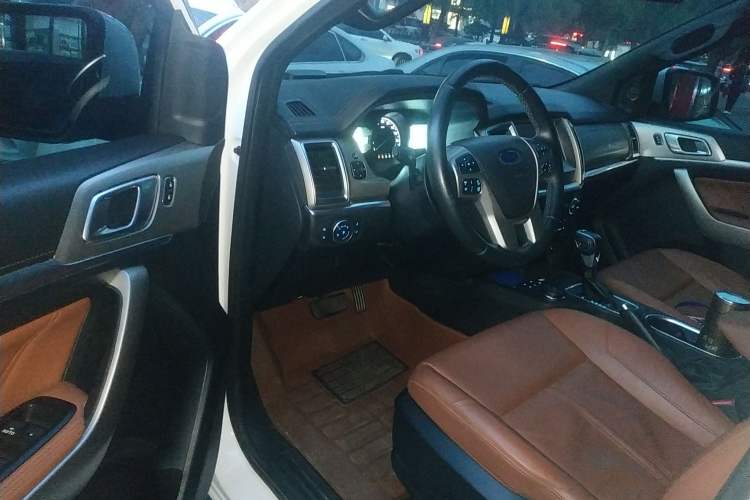 Used Ford Everest 2020 2.3T Gasoline Automatic 4WD Luxury Edition 5 Seats Driver Seat