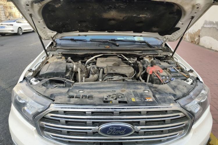 Used Ford Everest 2020 2.3T Gasoline Automatic 4WD Luxury Edition 5 Seats Engine Bay