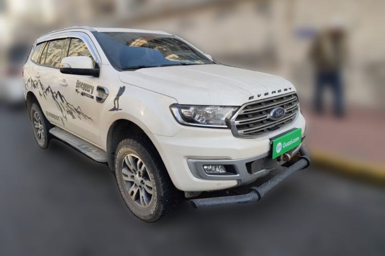 Used Ford Everest 2020 2.3T Gasoline Automatic 4WD Luxury Edition 5 Seats Front Right 45 Deg