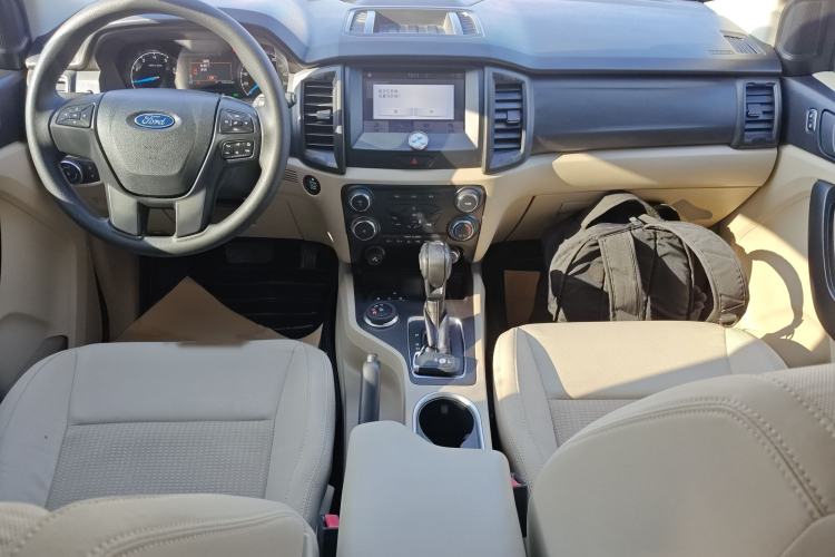 Used Ford Everest 2020 2.3T Gasoline Automatic 4x4 Elite Edition 5 Seats Interior 2