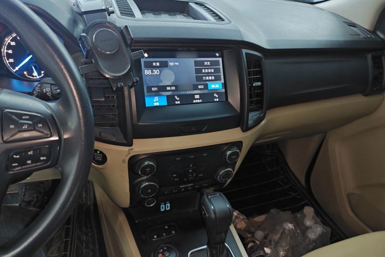 Used Ford Everest 2020 2.3T Gasoline Automatic 4x4 Elite Edition 5 Seats Interior 2