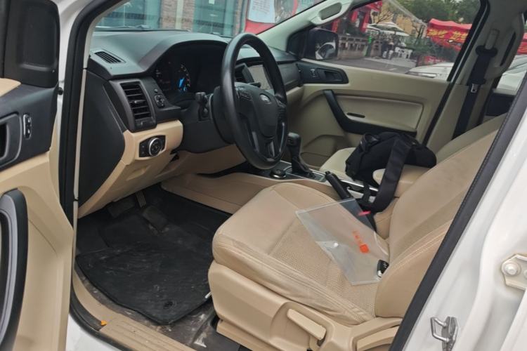Used Ford Everest 2020 2.3T Gasoline Automatic 4x4 Elite Edition 5 Seats Left Front Seat