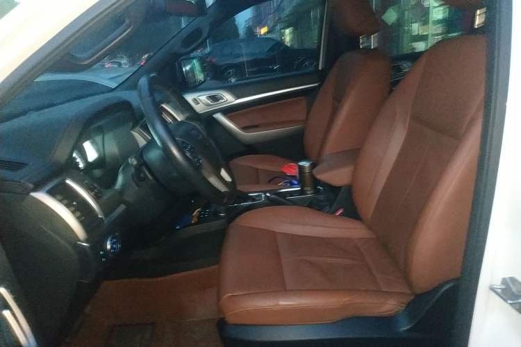 Used Ford Everest 2020 2.3T Gasoline Automatic 4WD Luxury Edition 5 Seats Left Front Seat