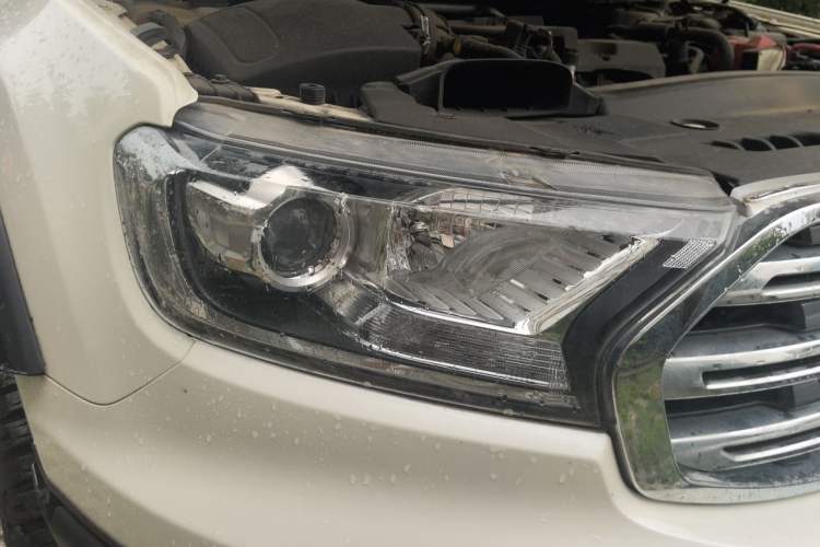 Used Ford Everest 2020 2.3T Gasoline Automatic 4WD Luxury Edition 5 Seats Right Front Headlight