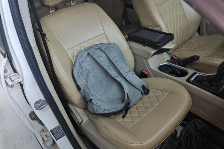Used Ford Everest 2020 2.3T Gasoline Automatic 4x4 Elite Edition 5 Seats Right Front Seat