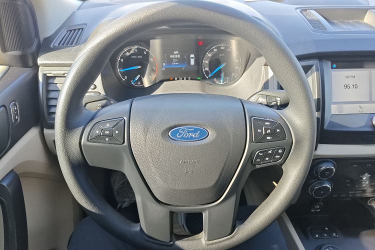 Used Ford Everest 2020 2.3T Gasoline Automatic 4x4 Elite Edition 5 Seats Steering Wheel