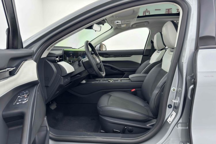 Used Ford EVOS 2022 EcoBoost 245 Style Edition Interior 1