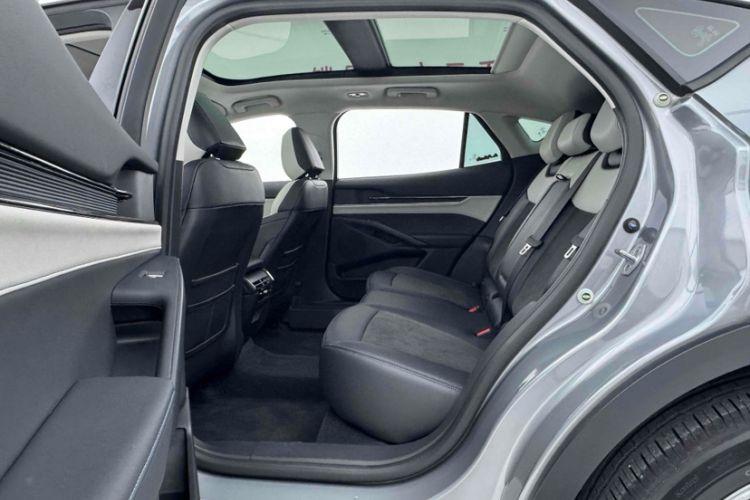 Used Ford EVOS 2022 EcoBoost 245 Style Edition Interior 10