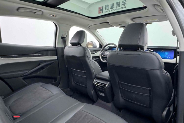 Used Ford EVOS 2022 EcoBoost 245 Style Edition Interior 2