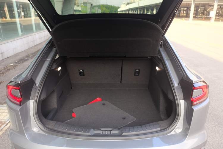 Used Ford EVOS 2022 EcoBoost 245 Style Edition Trunk