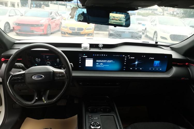 Used Ford EVOS 2022 EcoBoost 245 Sport Edition Center Console