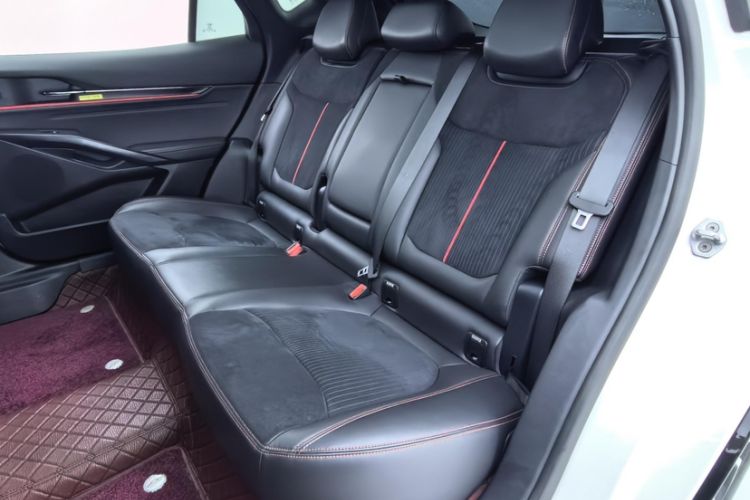 Used Ford EVOS 2022 EcoBoost 245 Sport Edition Interior 1