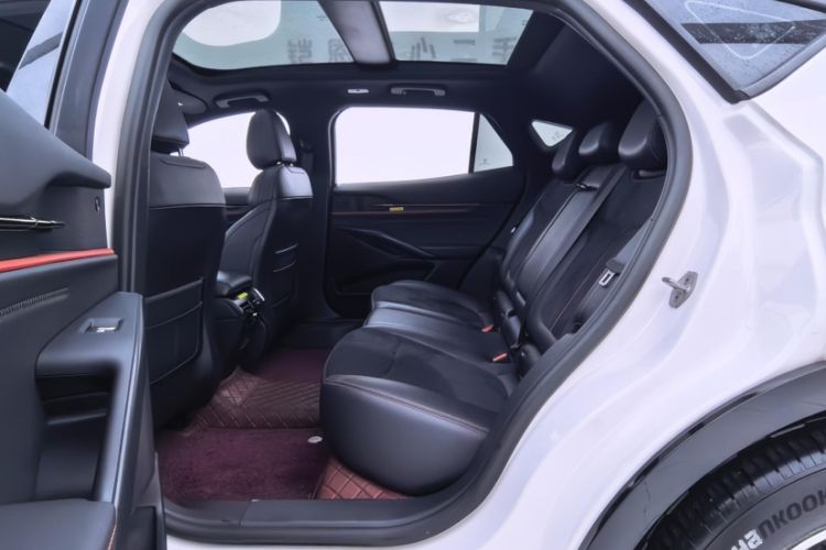 Used Ford EVOS 2022 EcoBoost 245 Sport Edition Interior 4