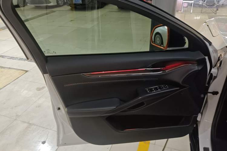 Used Ford EVOS 2022 EcoBoost 245 First Edition Limited Edition Interior 7