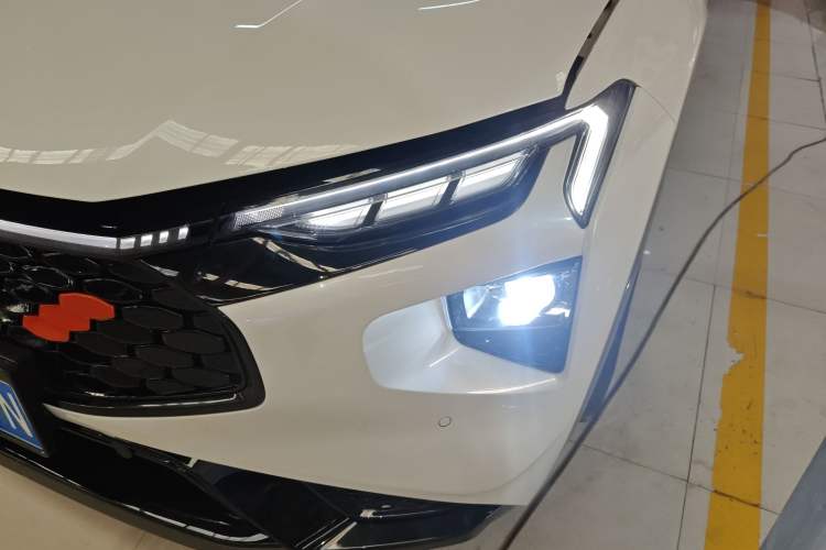 Used Ford EVOS 2022 EcoBoost 245 First Edition Limited Edition Left Front Headlight