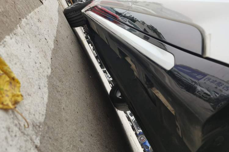 Used Ford EVOS 2022 EcoBoost 245 Sport Edition Left Side Sill