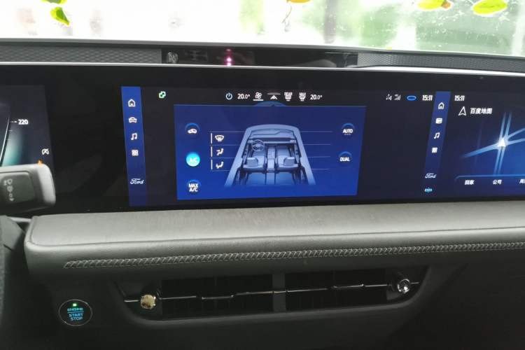 Used Ford EVOS 2022 EcoBoost 245 Sport Edition Audio And AC Panel