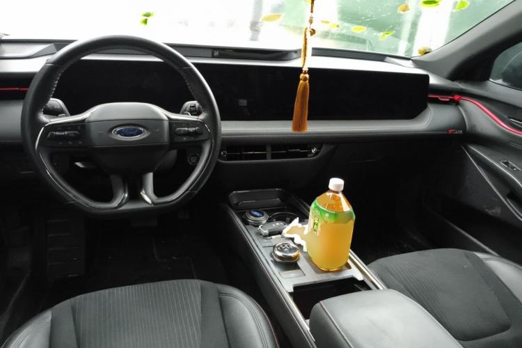 Used Ford EVOS 2022 EcoBoost 245 Sport Edition Center Console