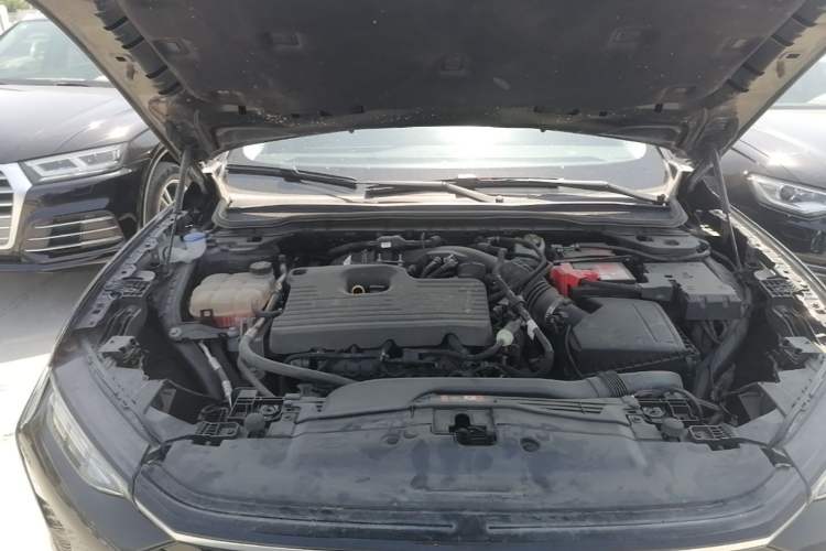 Used Ford EVOS 2022 EcoBoost 245 Style Edition Engine Bay