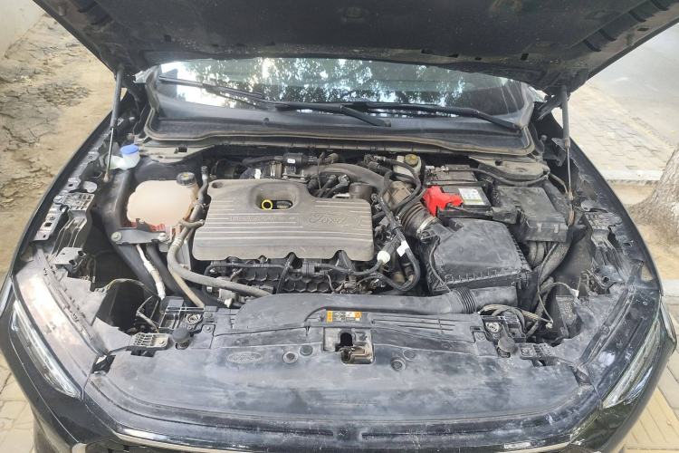Used Ford EVOS 2022 EcoBoost 245 Style Edition Engine Bay