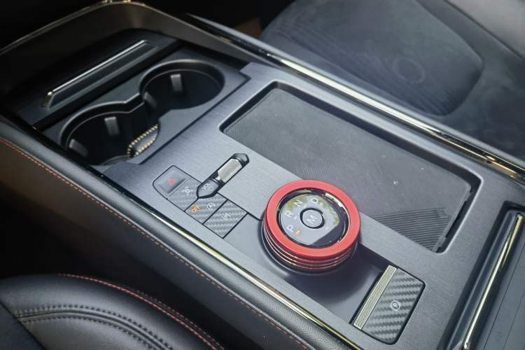Used Ford EVOS 2022 EcoBoost 245 Sport Edition Gear Lever