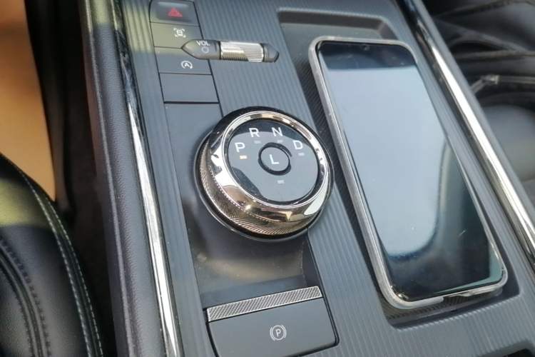 Used Ford EVOS 2022 EcoBoost 245 Style Edition Gear Lever