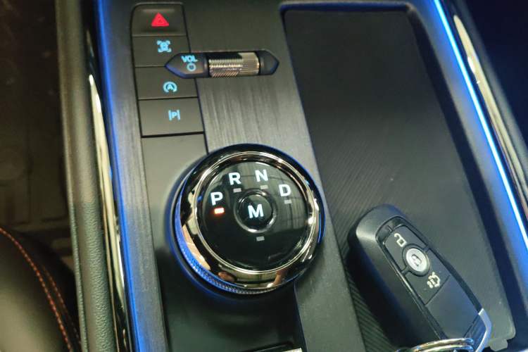 Used Ford EVOS 2022 EcoBoost 245 Sport Edition Gear Lever
