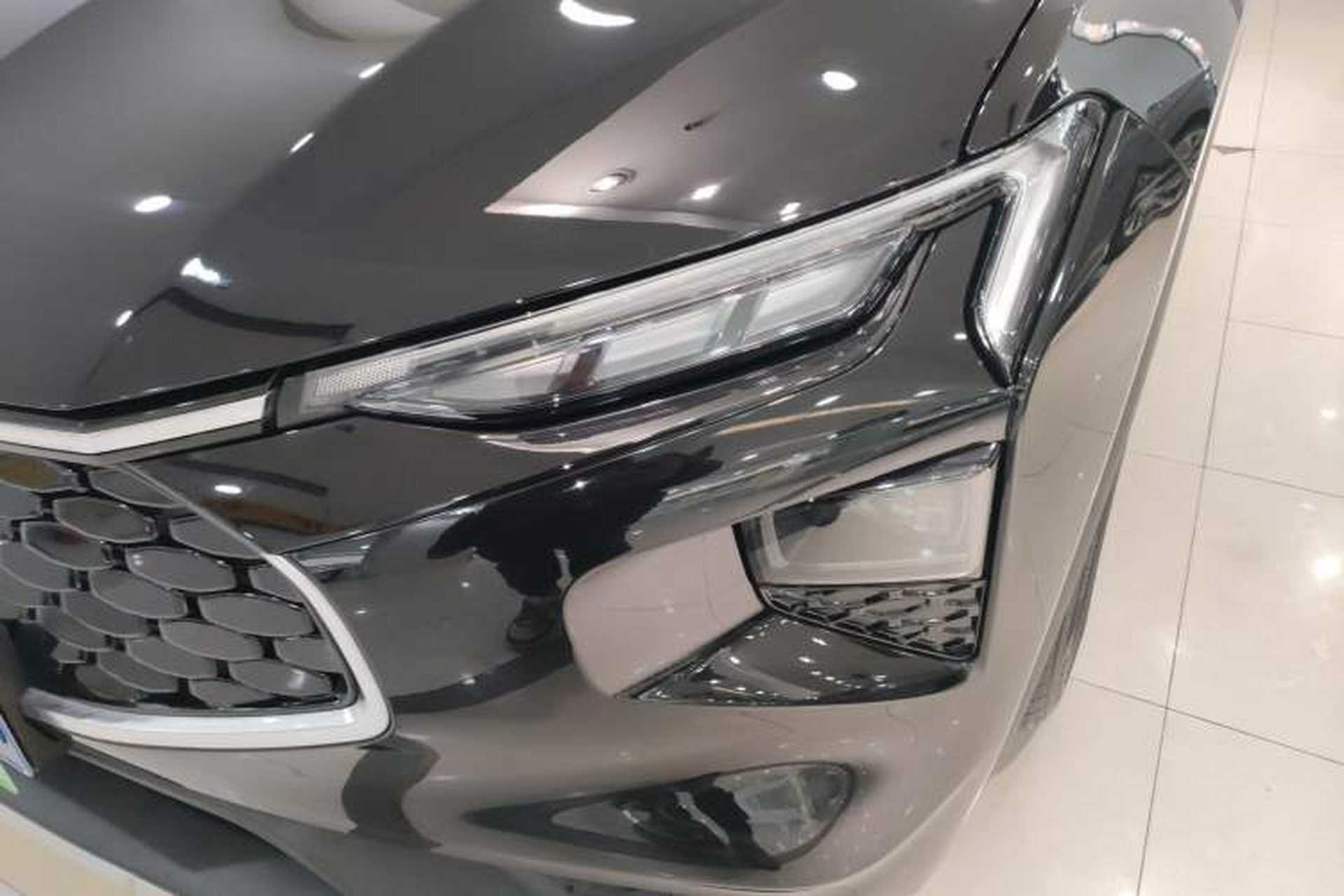 Used Ford EVOS 2022 EcoBoost 245 Style Edition Left Front Headlight
