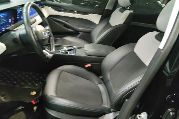 Used Ford EVOS 2022 EcoBoost 245 Style Edition Left Front Seat