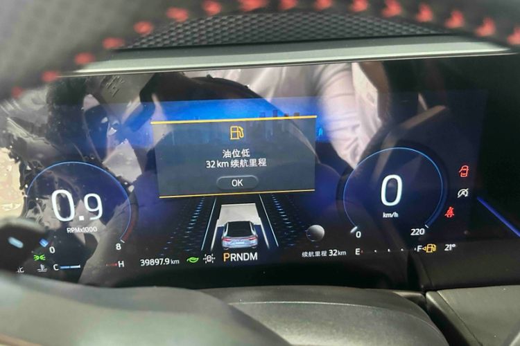 Used Ford EVOS 2022 EcoBoost 245 Sport Edition Odometer Close Up