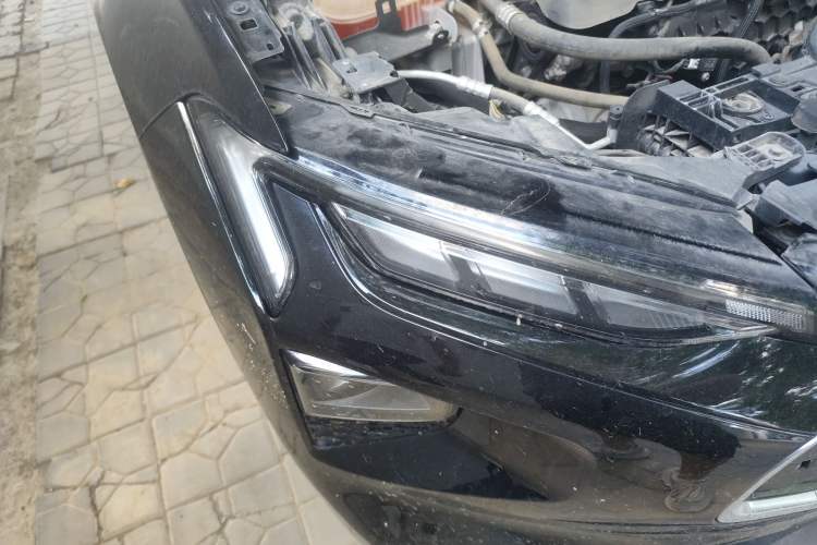 Used Ford EVOS 2022 EcoBoost 245 Style Edition Right Front Headlight