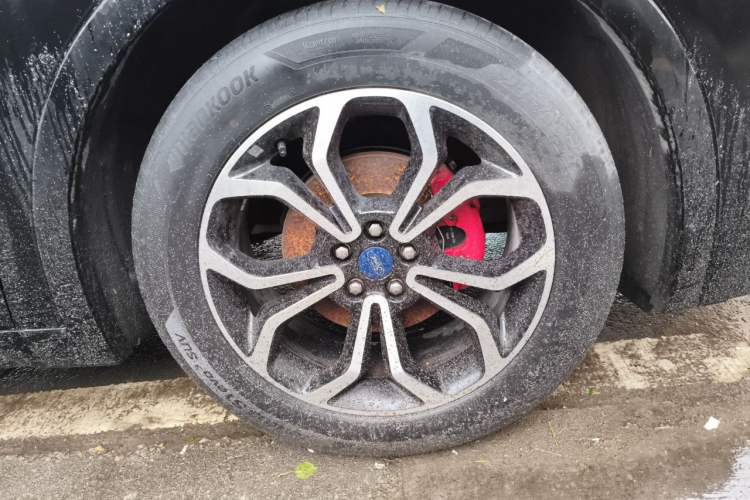 Used Ford EVOS 2022 EcoBoost 245 Sport Edition Right Front Wheel Hub